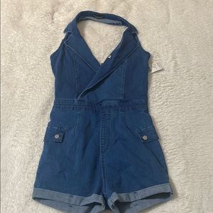 Discovery dress never worn